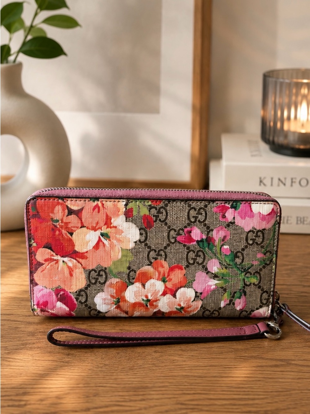 Gucci GG Supreme Blooms Zip Around Wallet